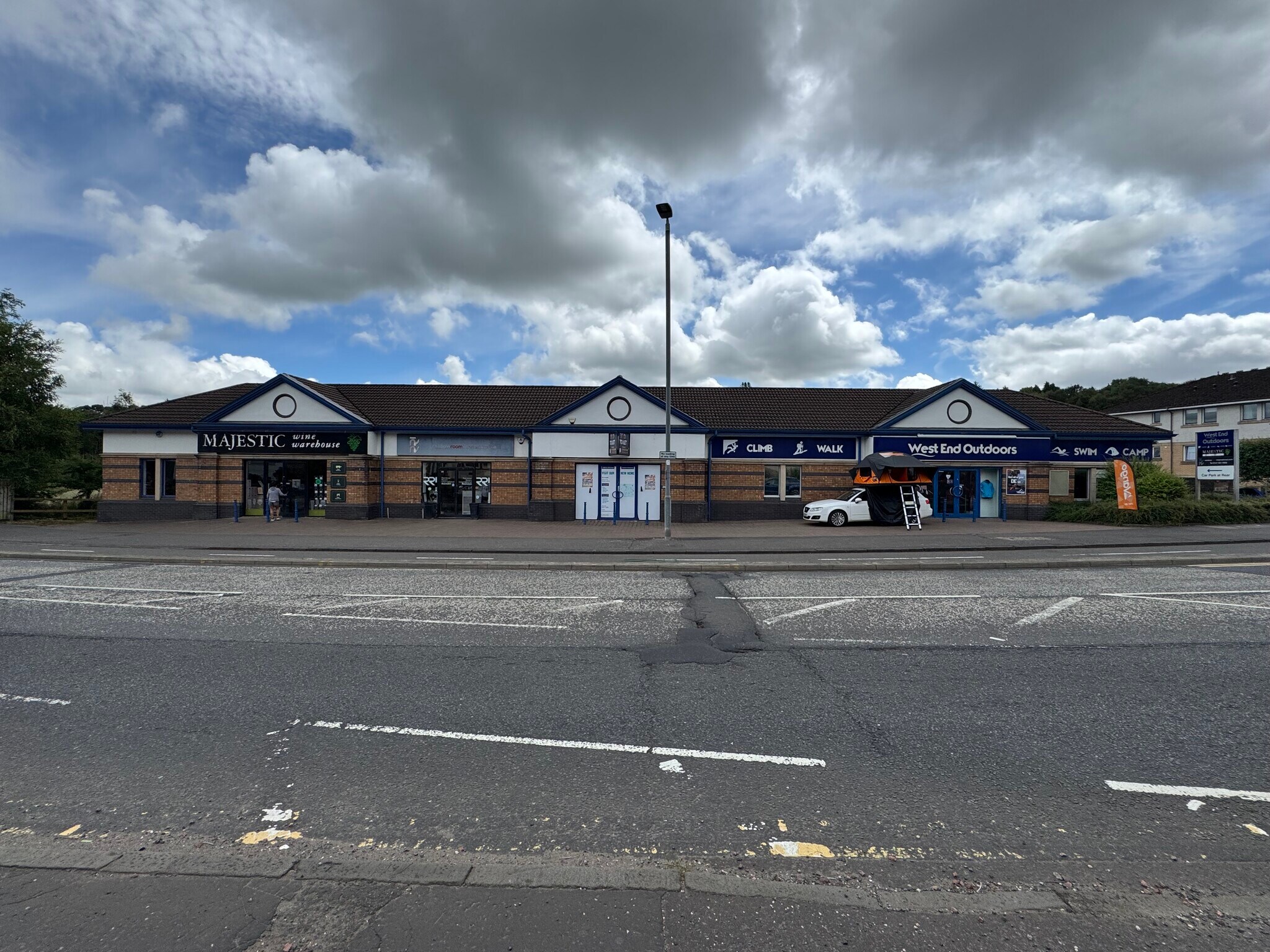 190 Milngavie Rd, Bearsden à louer Photo principale– Image 1 sur 10