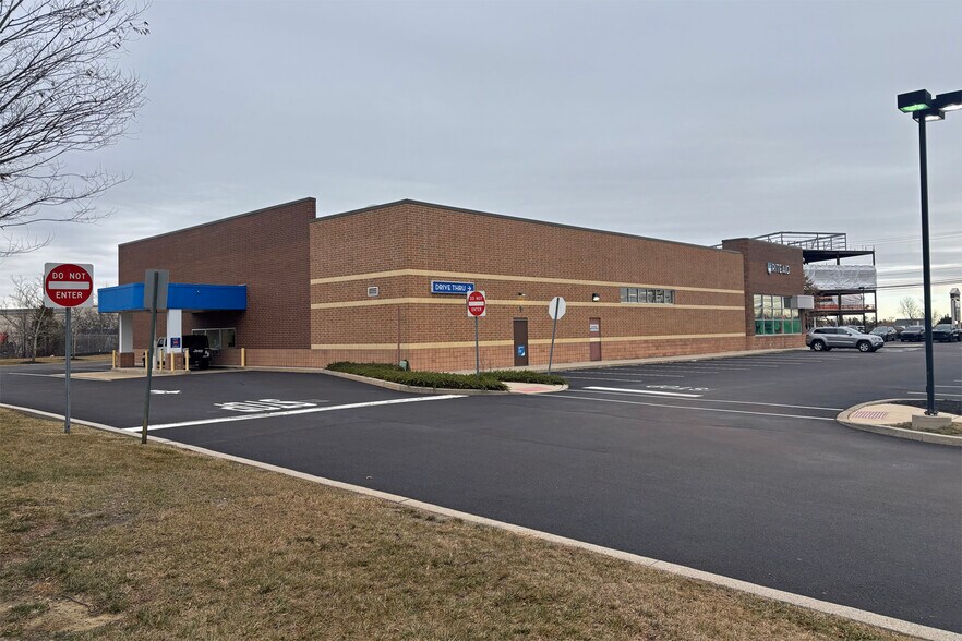 277 Dekalb Pike, North Wales, PA à louer - Photo de l’immeuble – Image 2 sur 4