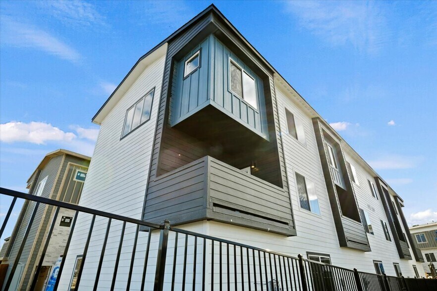 7 6th St N, Nampa, ID à vendre - Photo de l’immeuble – Image 3 sur 10