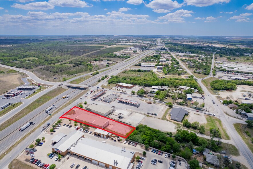 4312 I 35 N Frontage rd, New Braunfels, TX à vendre - Photo de l’immeuble – Image 3 sur 9