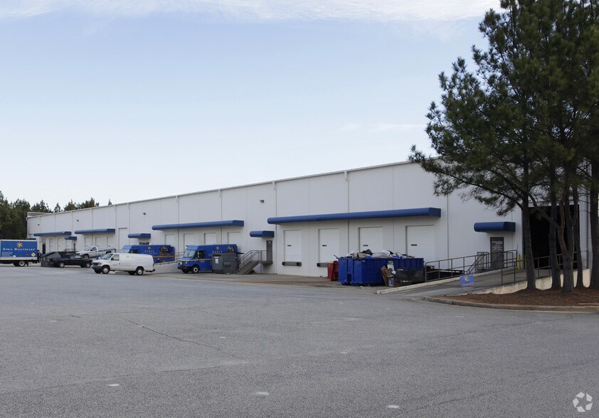 375 International Park, Newnan, GA à louer - Photo de l’immeuble – Image 3 sur 4