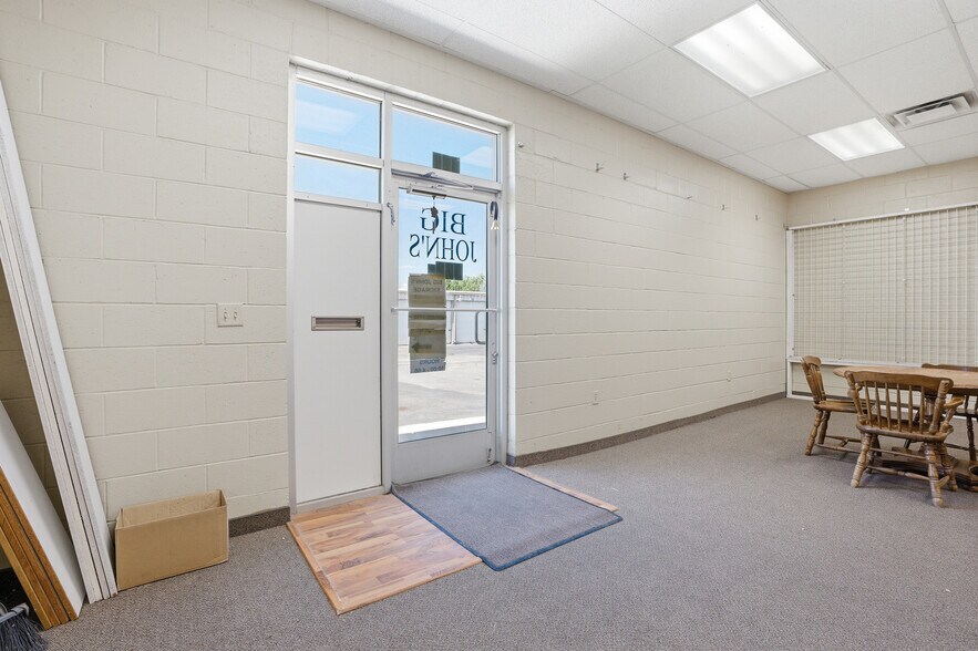 322 W Griffith Rd, Pocatello, ID à louer - Photo de l’immeuble – Image 3 sur 22