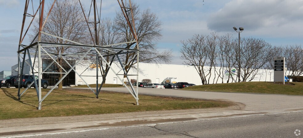 5068-5070 Whitelaw Rd, Guelph/Eramosa, ON à louer - Photo de l’immeuble – Image 3 sur 19