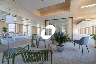 Bureau dans Saint-Denis à louer Photo intérieure– Image 1 sur 1