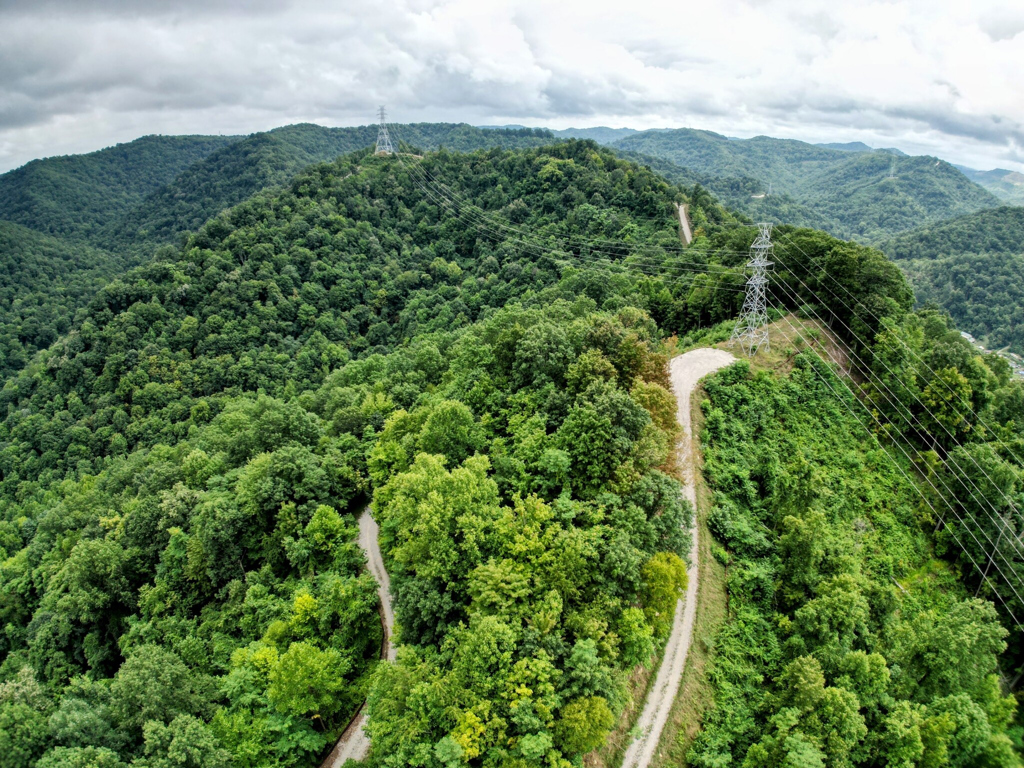 Lens Creek Road, Marmet, WV à vendre Photo principale– Image 1 sur 16