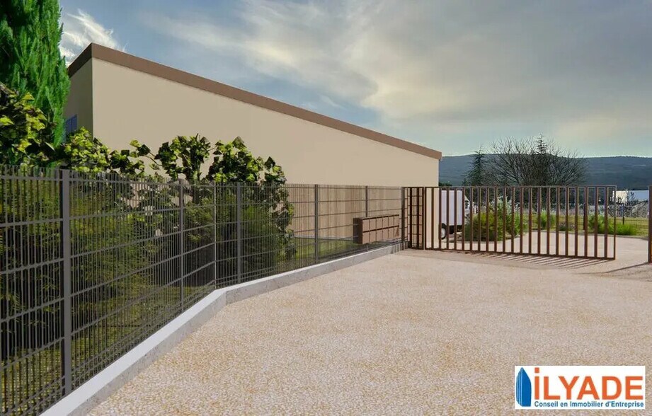 Local d’activités dans Apt à louer - Photo de l’immeuble – Image 3 sur 6