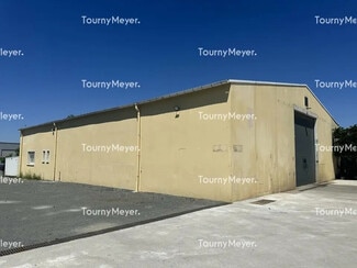 Plus de détails pour Local d'activités à louer