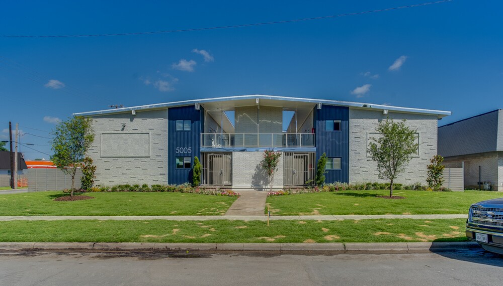 5005 San Jacinto St, Dallas, TX à vendre Photo de l’immeuble– Image 1 sur 33