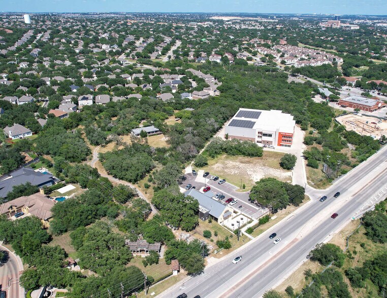 19480 Blanco Rd, San Antonio, TX à vendre - Photo de l’immeuble – Image 3 sur 17