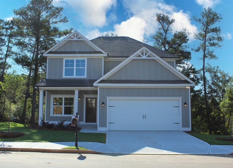 237 Melba Ln, Athens, GA à vendre - Photo principale – Image 1 sur 1