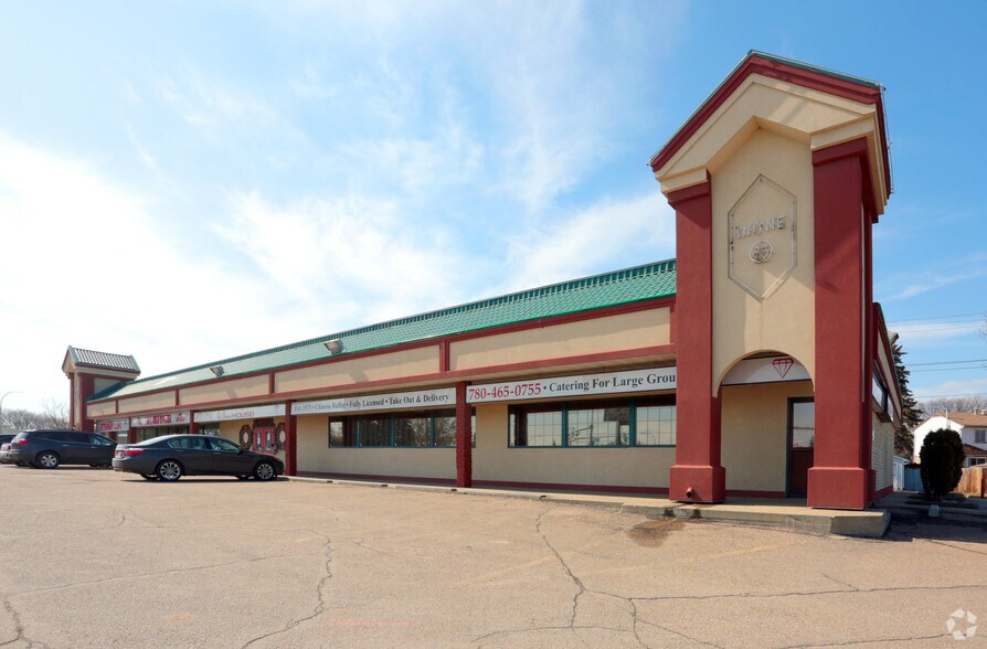 7500-7510 82nd Ave NW, Edmonton, AB à vendre - Photo de l’immeuble – Image 3 sur 4