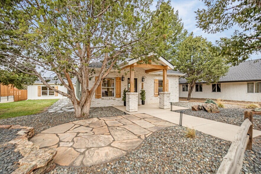 253 N Washington St, Monument, CO à vendre - Photo de l’immeuble – Image 1 sur 31