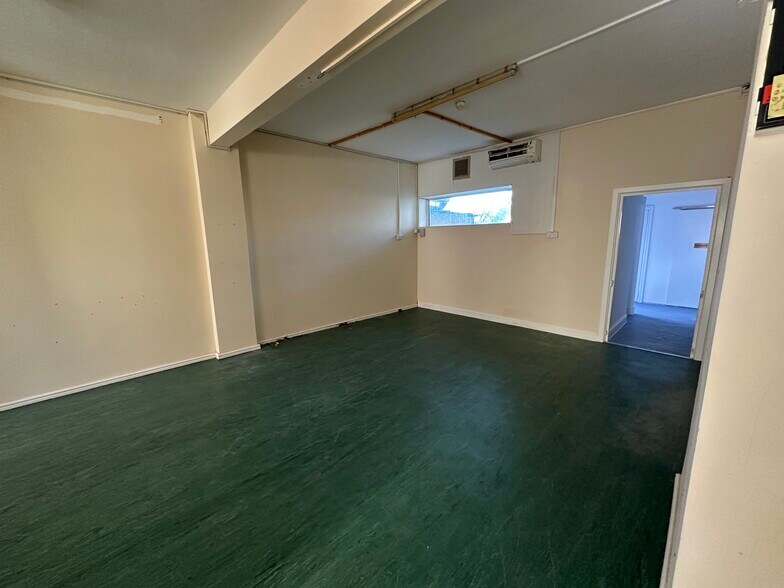 109 Manor Dr N, New Malden à louer - Photo intérieure – Image 2 sur 8