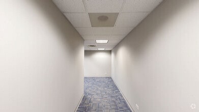 7101 N Cicero Ave, Lincolnwood, IL à louer Numérisation 3D Matterport– Image 1 sur 9