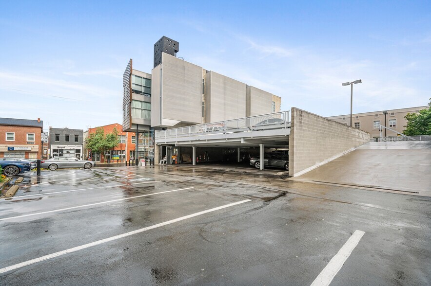 5840-5846 Ellsworth Ave, Pittsburgh, PA à louer - Photo de l’immeuble – Image 3 sur 5