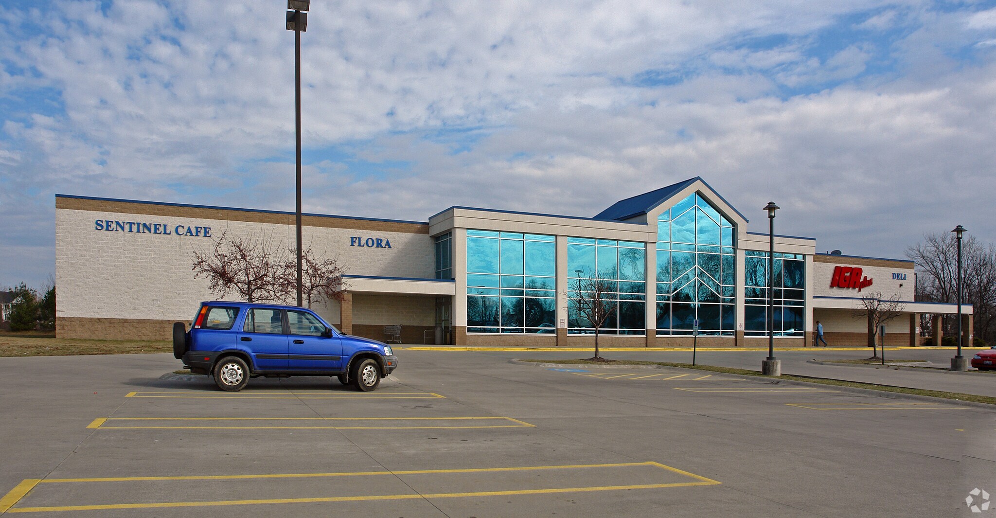 530-552 N Center St, LaGrange, OH à louer Photo principale– Image 1 sur 10