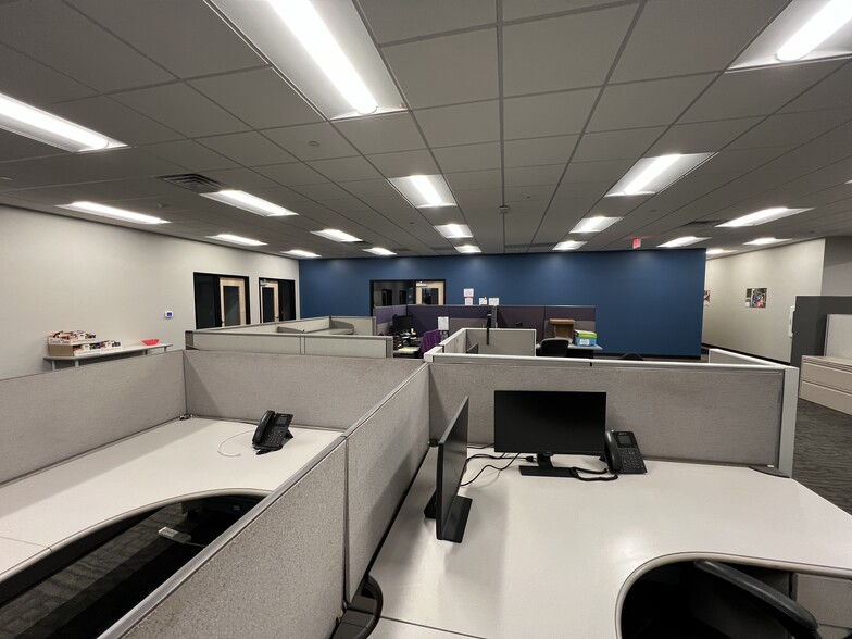 5255 68th St SE, Caledonia, MI à louer - Photo intérieure – Image 2 sur 14