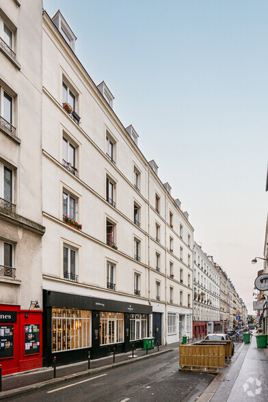 30 Rue Des Trois Bornes, Paris à louer - Photo principale – Image 1 sur 2