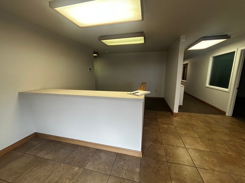1950 Aspen Cir, Pueblo, CO à louer - Photo de l’immeuble – Image 2 sur 14