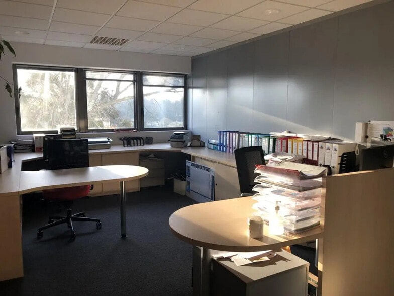 Bureau dans Rennes à vendre - Photo de l’immeuble – Image 2 sur 8