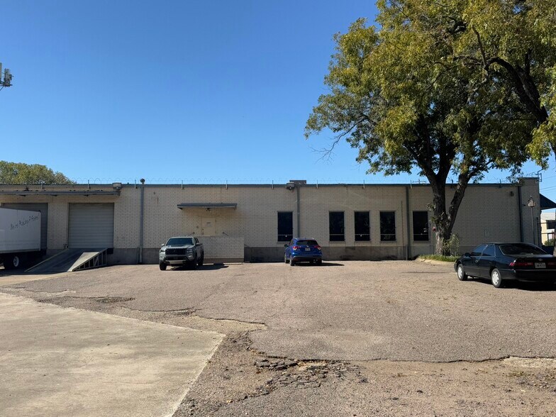 2808 McGowan St, Dallas, TX à vendre - Photo de l’immeuble – Image 3 sur 18