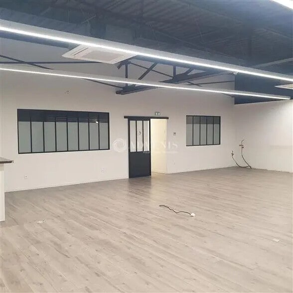 Local commercial dans Vandoeuvre-les-Nancy à louer - Photo intérieure – Image 3 sur 6