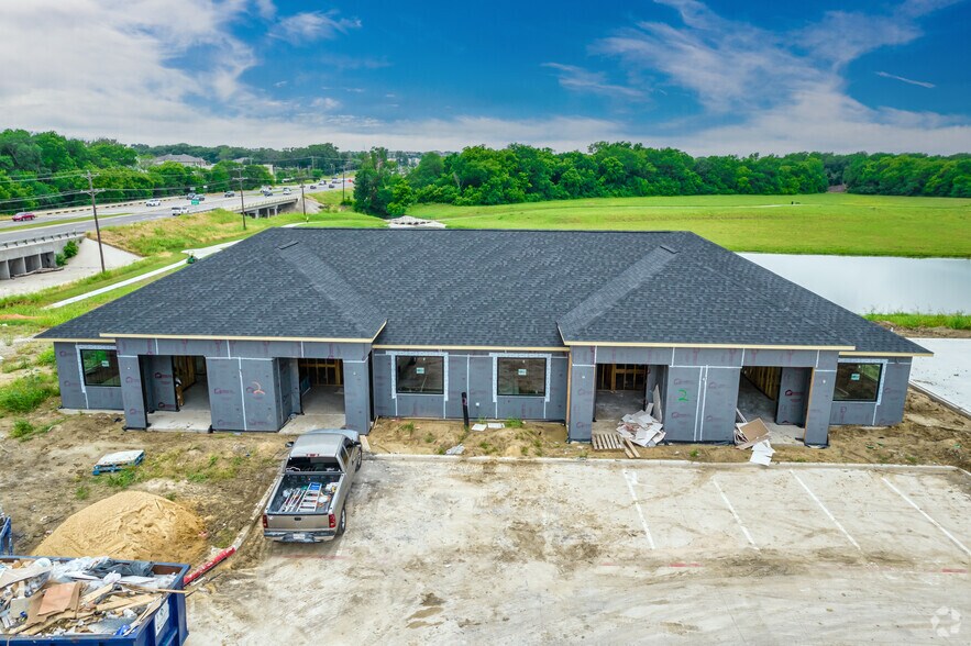 2001 Auburn Hills Pky, McKinney, TX à louer - Photo principale – Image 1 sur 5