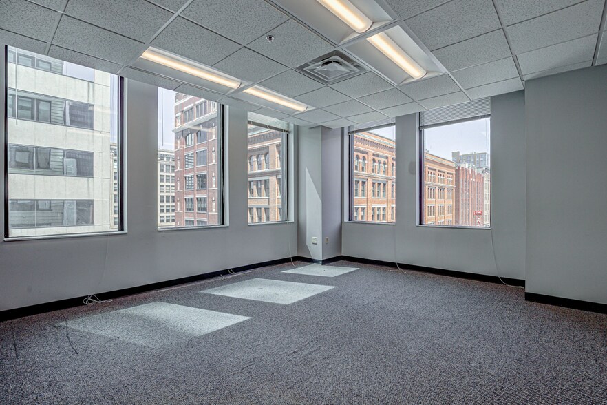 35 E 7th St, Cincinnati, OH à louer - Photo de l’immeuble – Image 3 sur 22