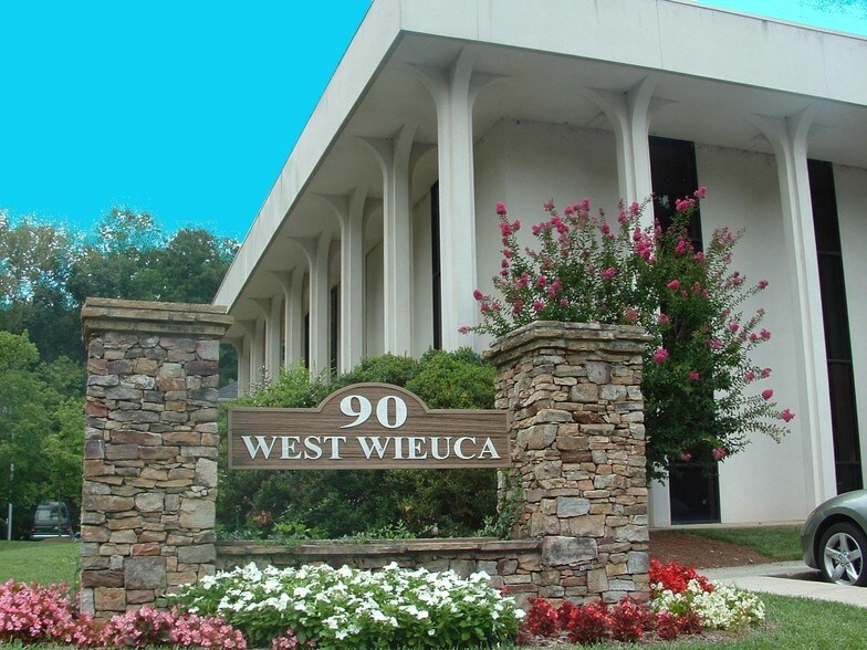 90 W Wieuca Rd NE, Atlanta, GA à vendre - Photo de l’immeuble – Image 3 sur 5