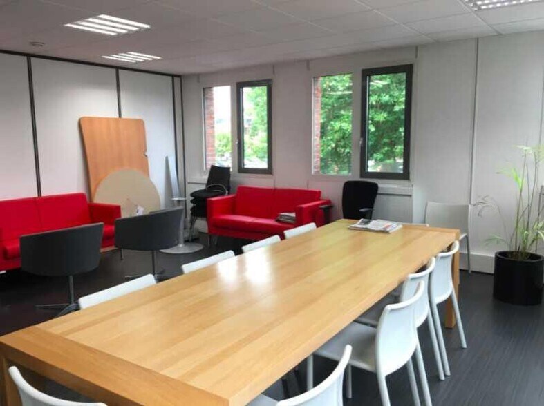 Bureau dans VILLENEUVE-D'ASCQ à louer - Photo de l’immeuble – Image 1 sur 4