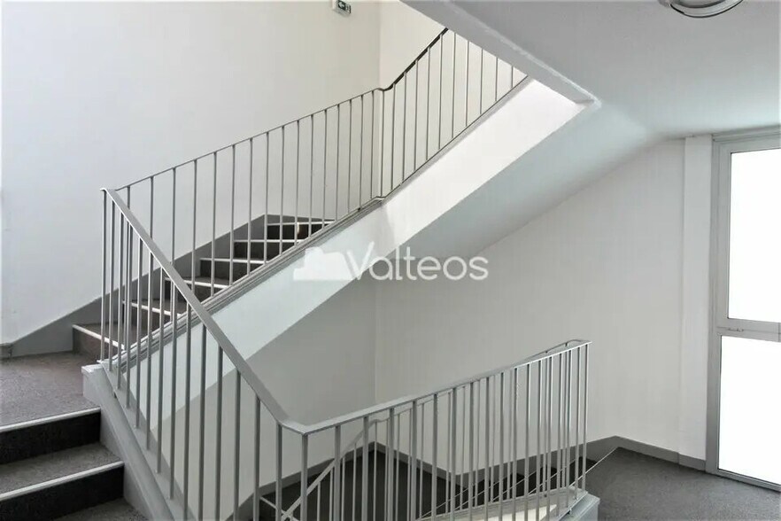 8 Avenue Yves Brunaud, Colomiers à vendre - Photo de l’immeuble – Image 2 sur 6
