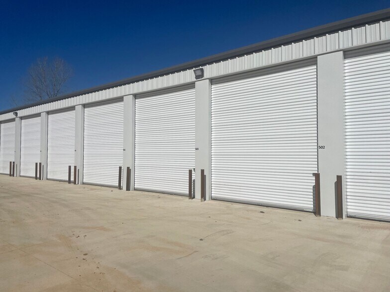 15426 FM 2493, Tyler, TX à louer - Photo de l’immeuble – Image 1 sur 2