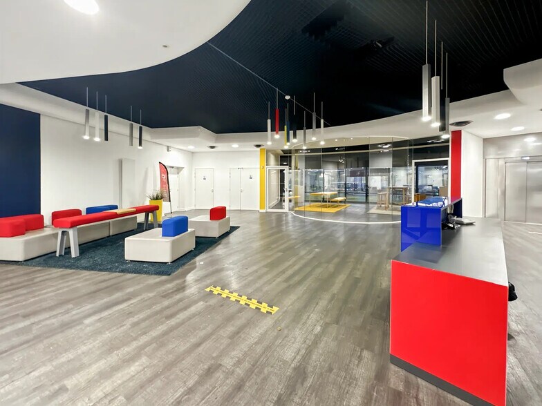 Bureau dans Gennevilliers à vendre - Hall d’entrée – Image 3 sur 11