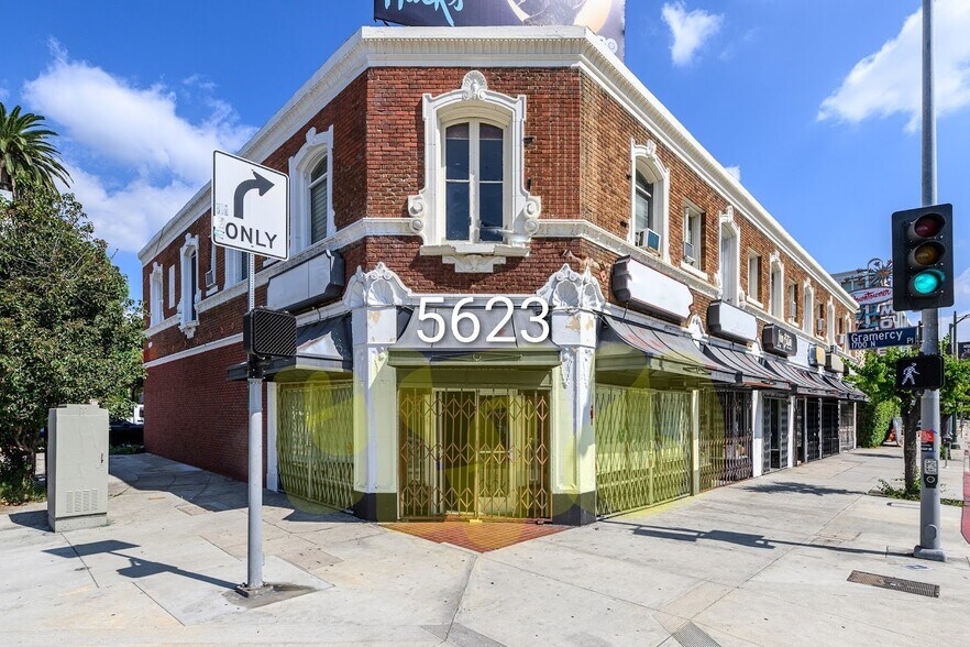 5611 Hollywood Blvd, Los Angeles, CA à louer - Photo de l’immeuble – Image 2 sur 4