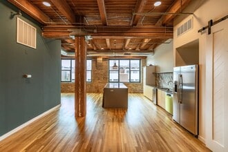 770 N Halsted St, Chicago, IL à louer Photo intérieure– Image 2 sur 6