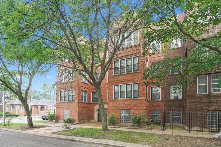 7256-7258 S Merrill Ave, Chicago, IL à vendre - Photo de l’immeuble – Image 3 sur 7