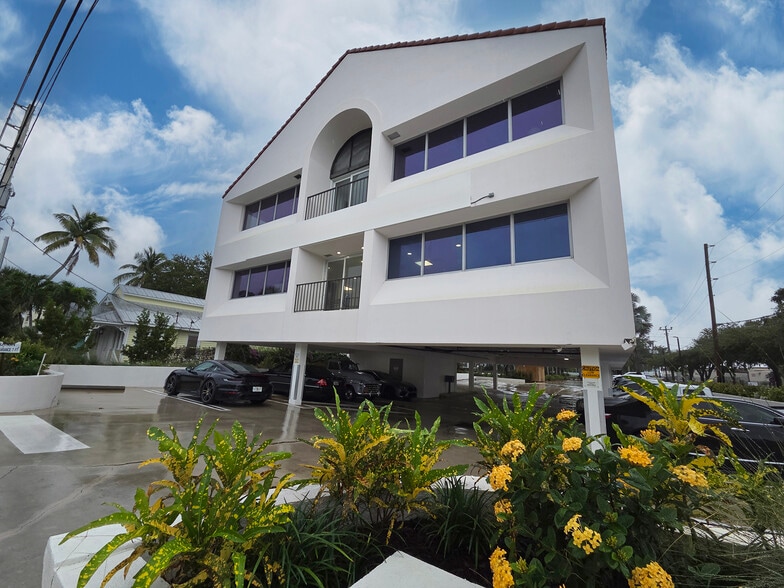 500 SE Osceola St, Stuart, FL à vendre - Photo de l’immeuble – Image 2 sur 59