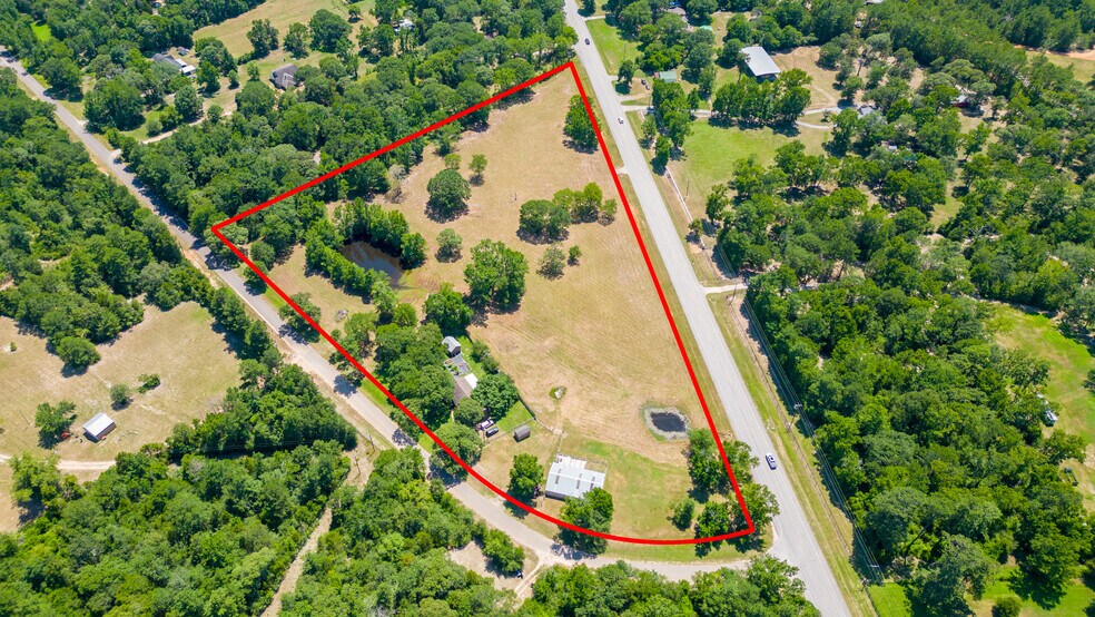 17629 Carrol Ln, Willis, TX à vendre - Photo de l’immeuble – Image 3 sur 8