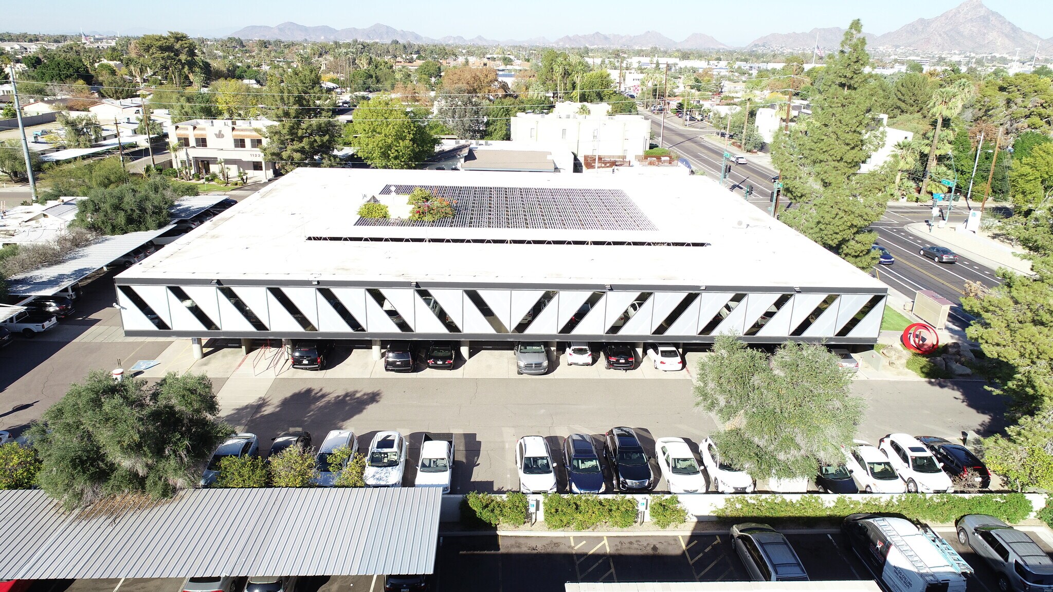 4450 N 12th St, Phoenix, AZ à vendre Photo de l’immeuble– Image 1 sur 28