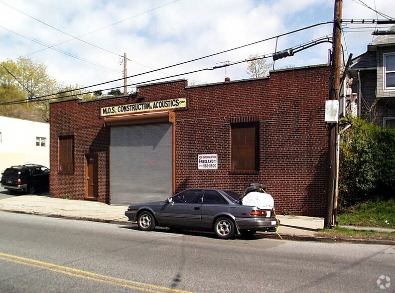 484 Saw Mill River Rd, Yonkers, NY à louer - Photo de l’immeuble – Image 2 sur 3