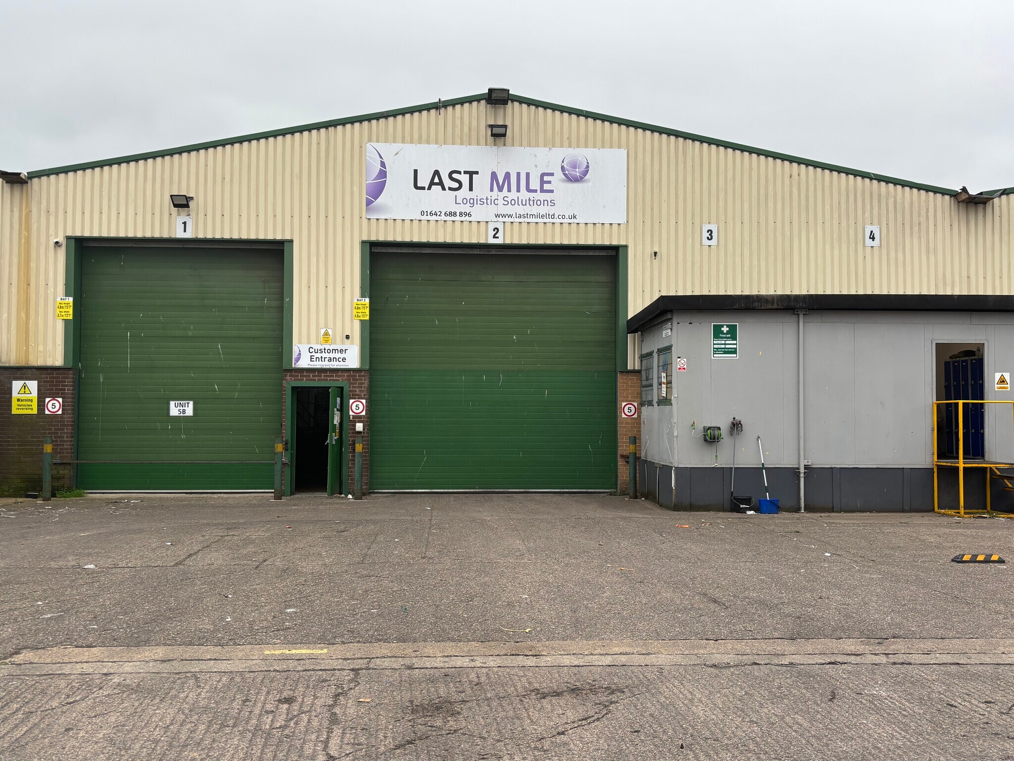 Lockheed Close, Stockton-On-Tees à louer Photo principale– Image 1 sur 3