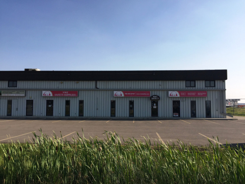 1906 4th St, Leduc County, AB à louer - Photo de l’immeuble – Image 2 sur 8