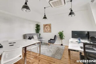 29 Rue D'Astorg, Paris à louer Photo intérieure– Image 2 sur 4