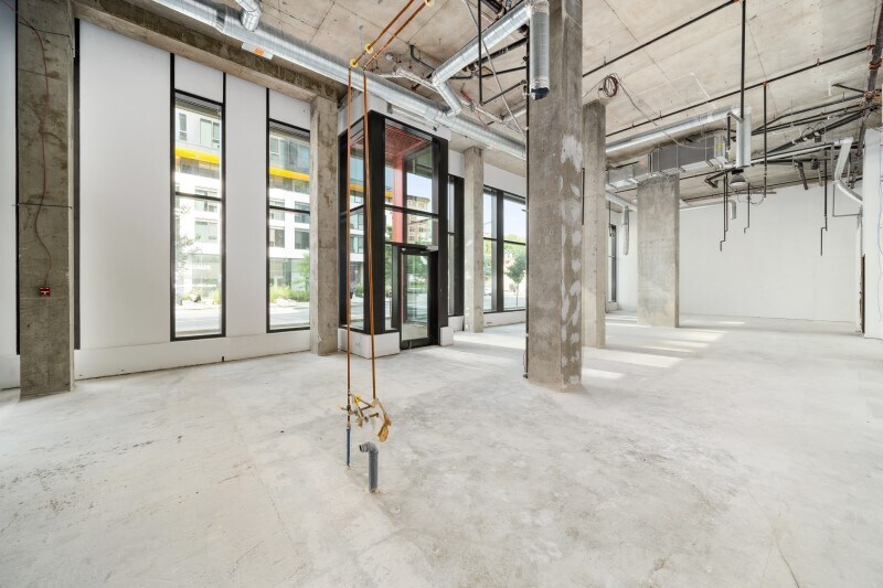20 Boul de Maisonneuve O, Montréal, QC à louer - Photo de l’immeuble – Image 3 sur 11