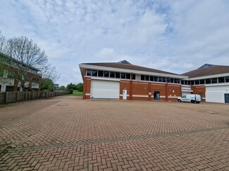 Plus de détails pour Crockford Ln, Chineham - Industriel/Logistique à louer