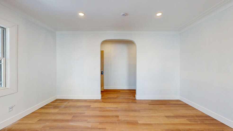 362 Franklin St, Bloomfield, NJ à louer - Photo intérieure – Image 3 sur 15