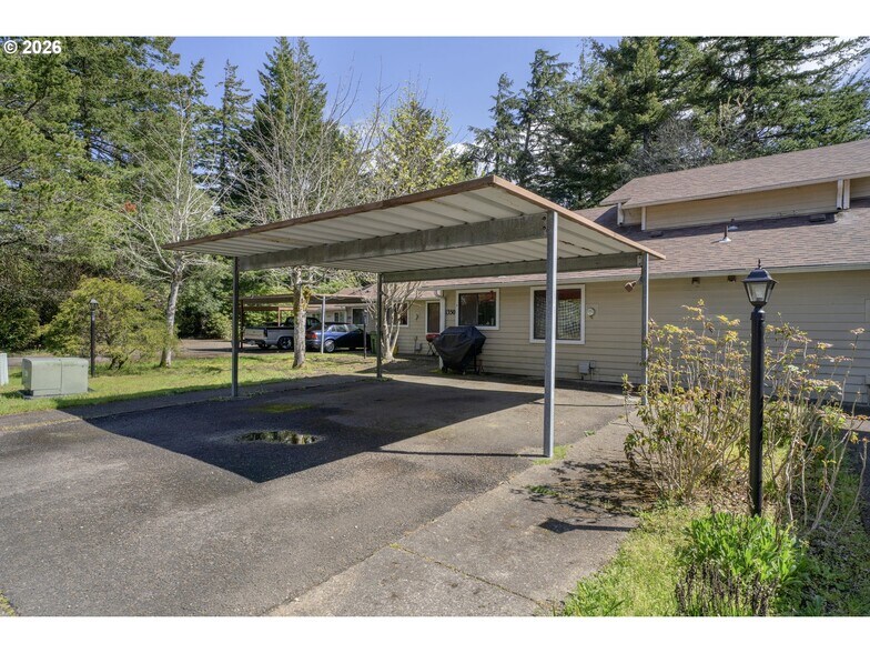 1310-1390 Spruce St, Florence, OR à vendre - Photo de l’immeuble – Image 2 sur 21