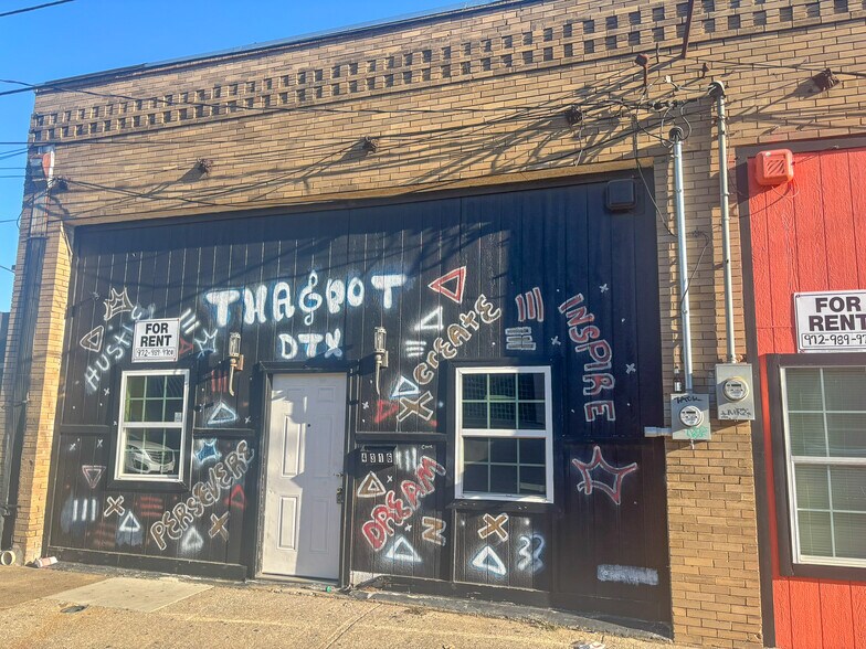 Elm Street Portfolio portefeuille de 2 biens à vendre sur LoopNet.fr - Photo de l’immeuble – Image 2 sur 5