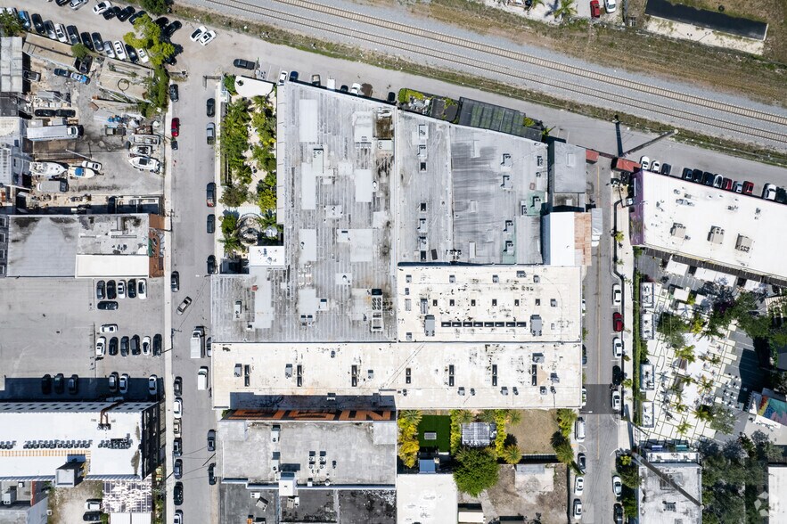 51 NE 24th St, Miami, FL à louer - Aérien – Image 3 sur 19