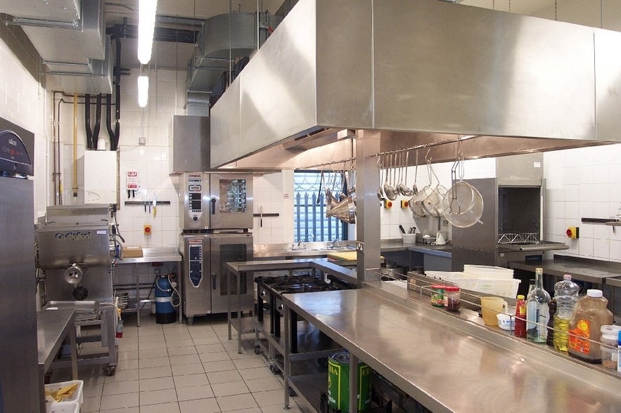 Oliver Rd, Londres à vendre - Photo intérieure – Image 2 sur 22